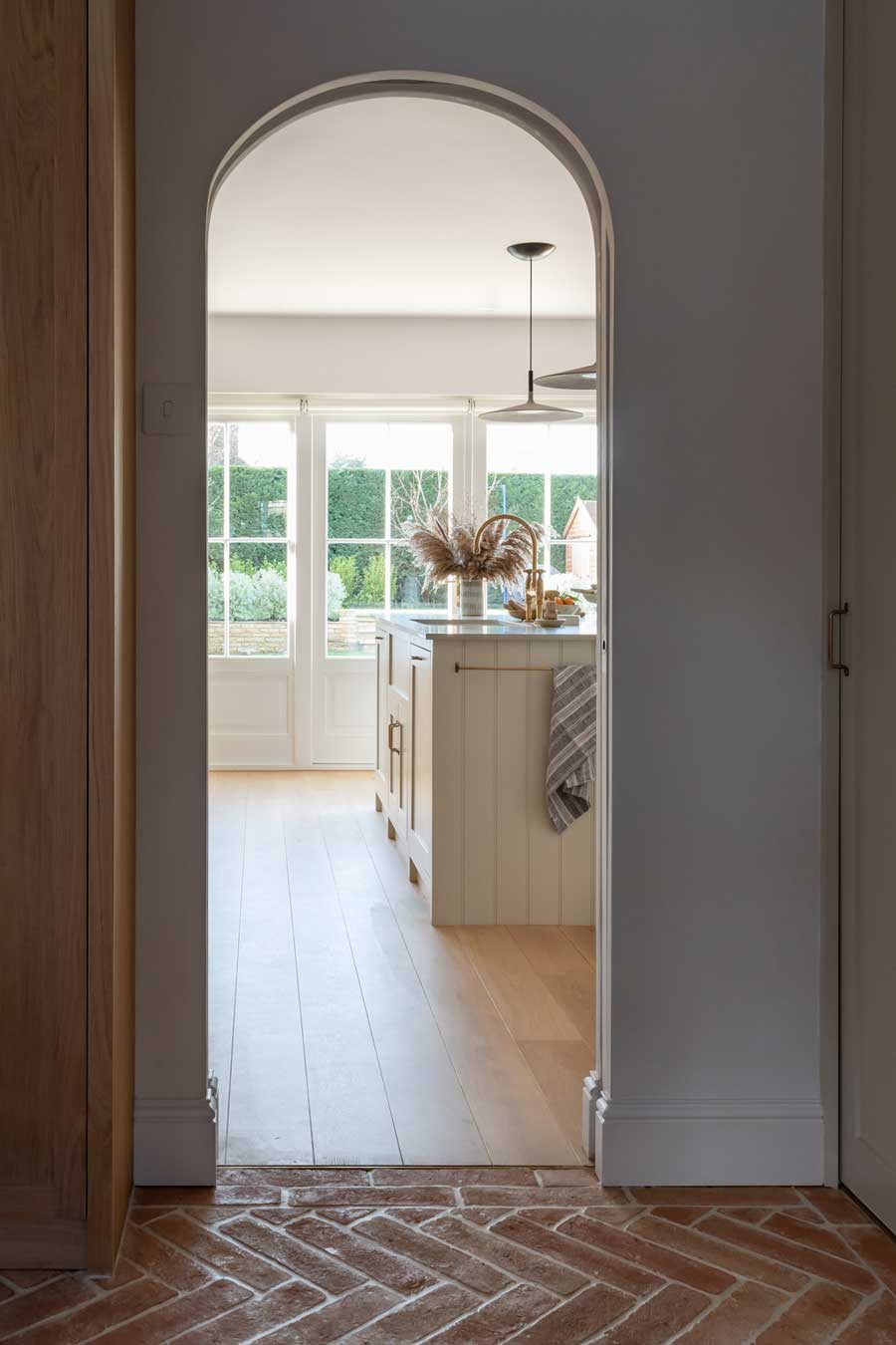 The Arundel Kitchen by Shere Kitchens - beautiful kitchens handmade in Shere Guildford Surrey