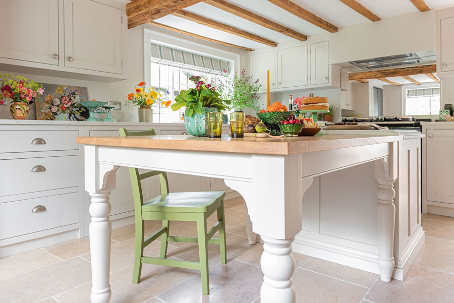 Grade 2 listed building The Old Forge Kitchen by Shere Kitchens - beautiful kitchens handmade in Shere Guildford Surrey