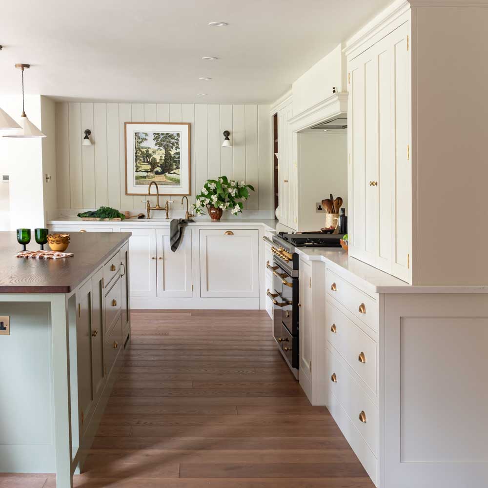 The Petworth Kitchen - individually designed and beautifully handmade cabinetry for a country home in the heart of the Surrey Hills.