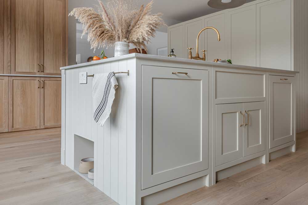 The Arundel Kitchen by Shere Kitchens - beautiful kitchens handmade in Shere Guildford Surrey