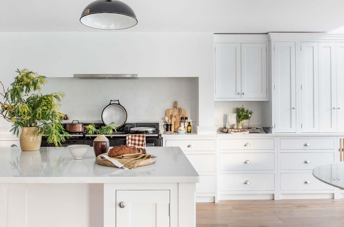 The White House Kitchen by Shere Kitchens - beautiful kitchens handmade in Shere Guildford Surrey