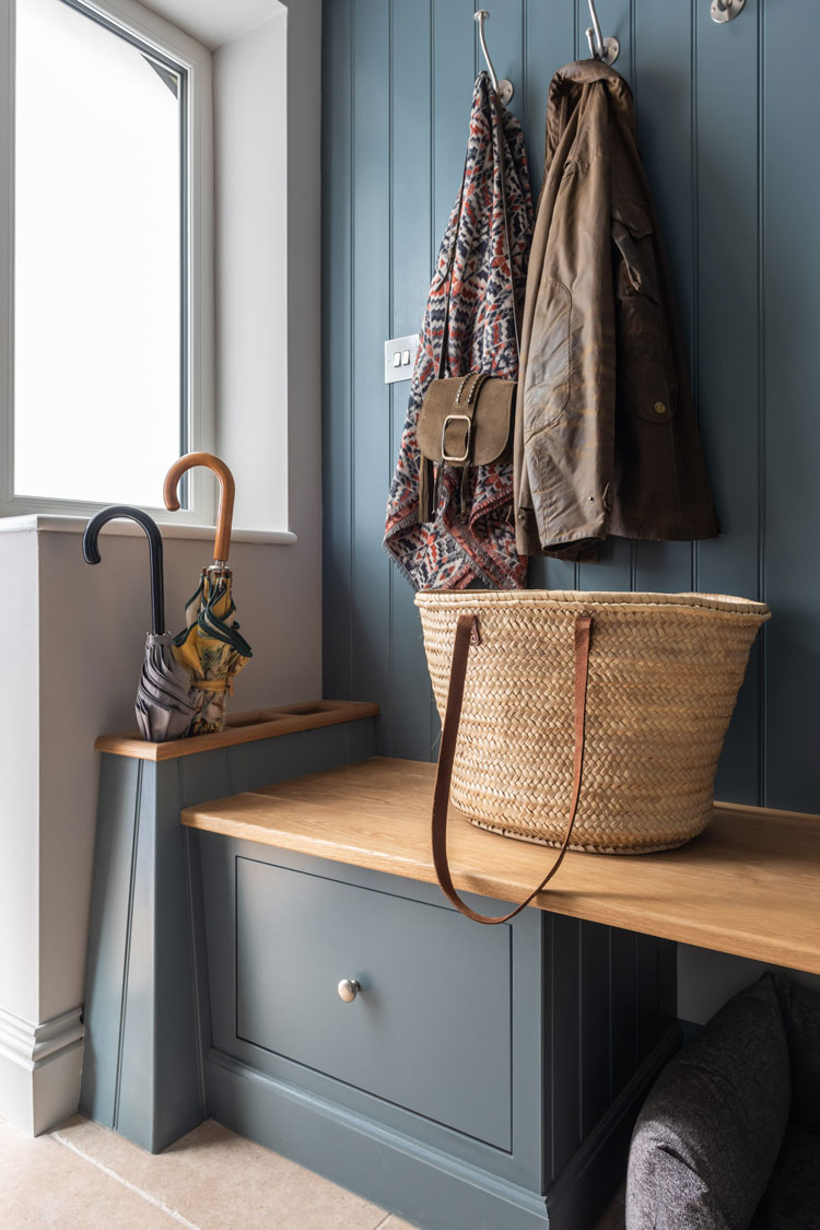 The winterfold Kitchen by Shere Kitchens - beautiful kitchens handmade in Shere Guildford Surrey