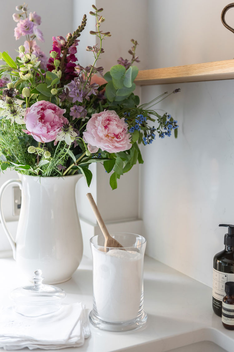 The winterfold Kitchen by Shere Kitchens - beautiful kitchens handmade in Shere Guildford Surrey